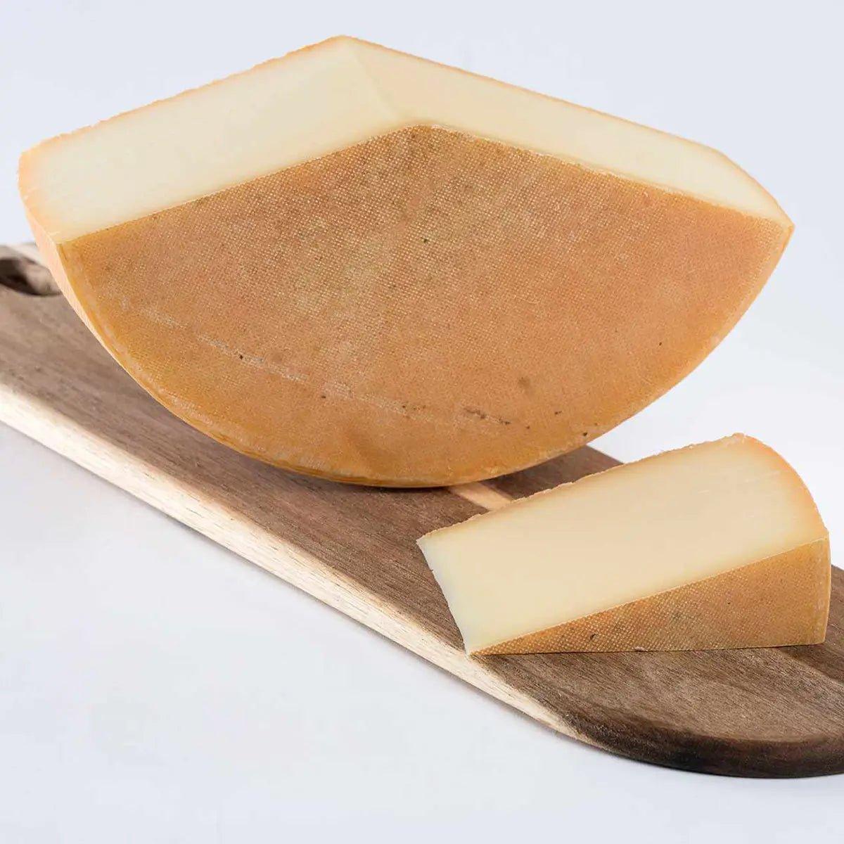 Bergkäse würzig - 14 Monate gereift - Milchbuben