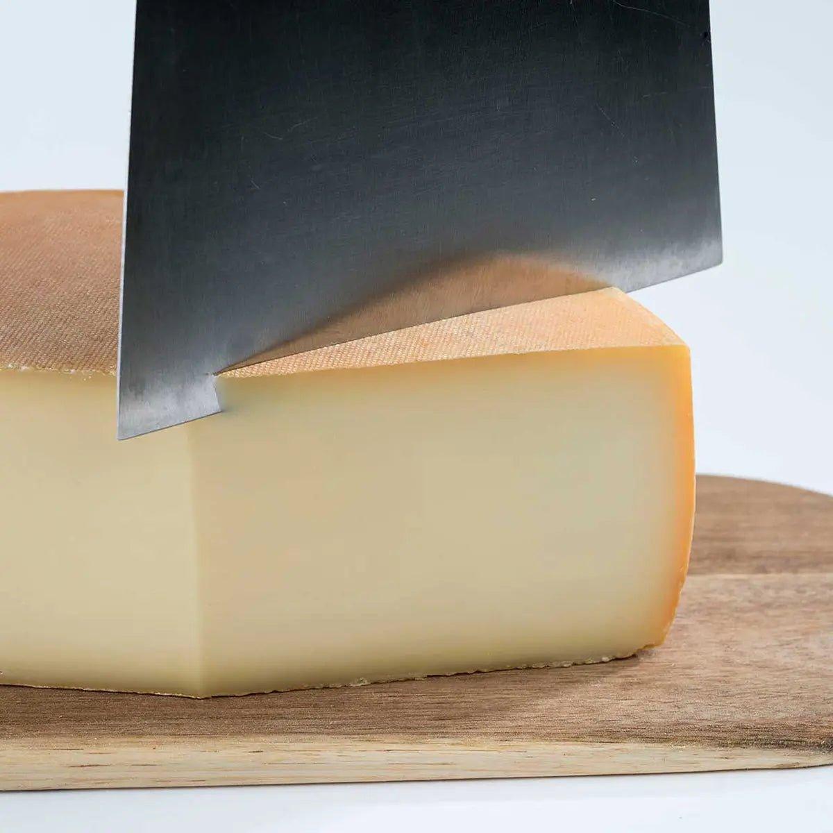Bergkäse würzig - 14 Monate gereift - Milchbuben