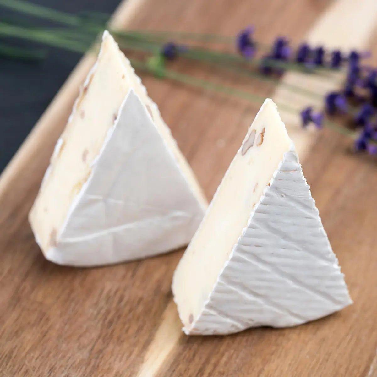 BIO Brie Walnuss Nr.5 - Milchbuben
