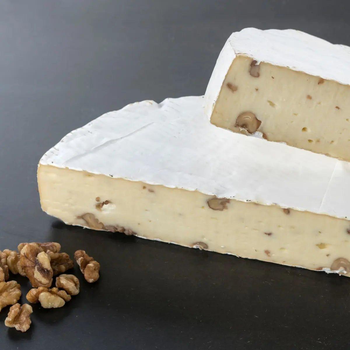BIO Brie Walnuss Nr.5 - Milchbuben